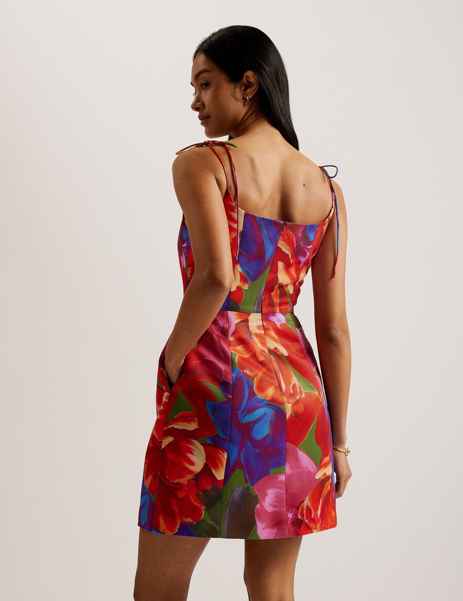 jyneen - mini haljina s printom i uskim steznikom