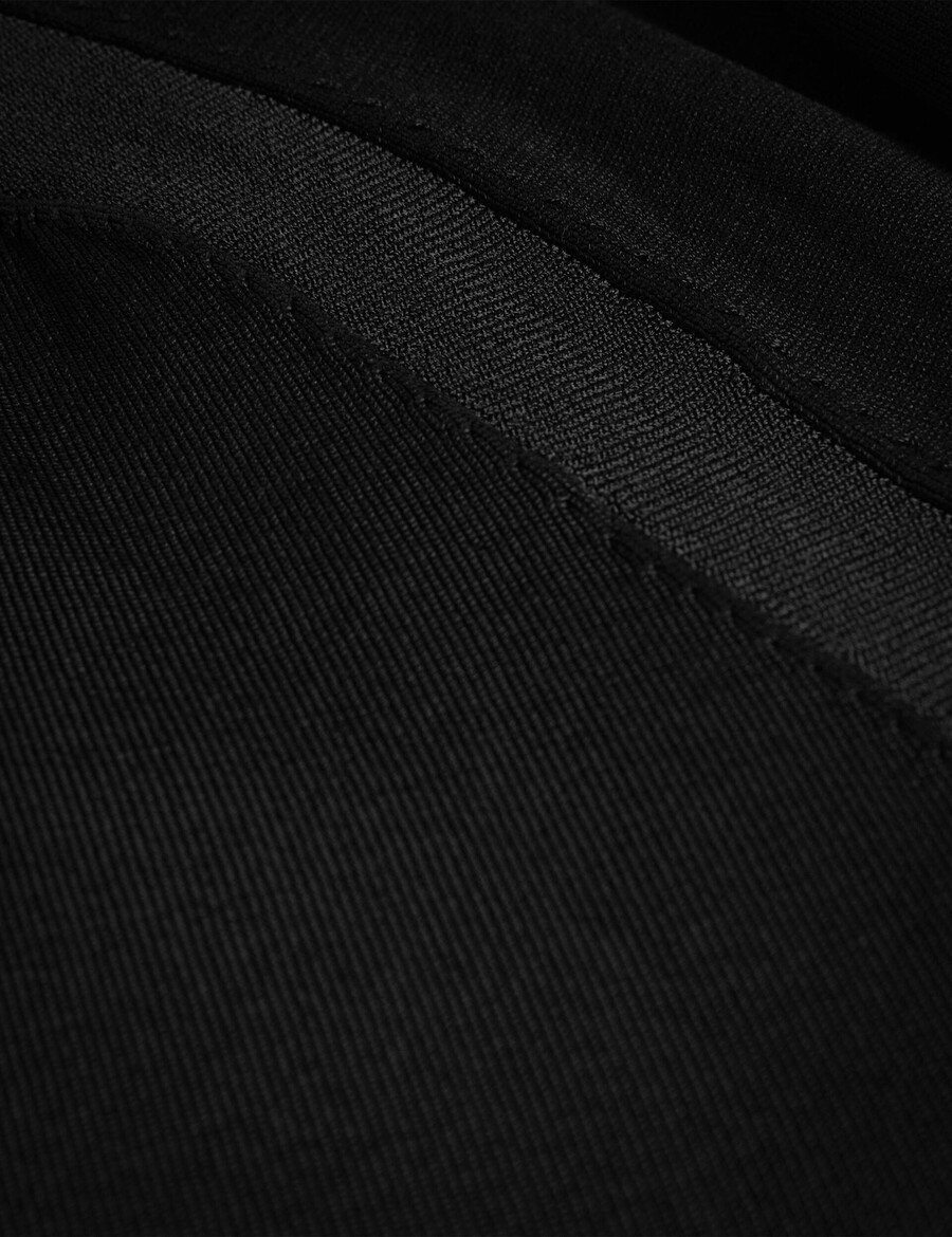 maywo - džemper s okruglim izrezom i sedlastim ramenima