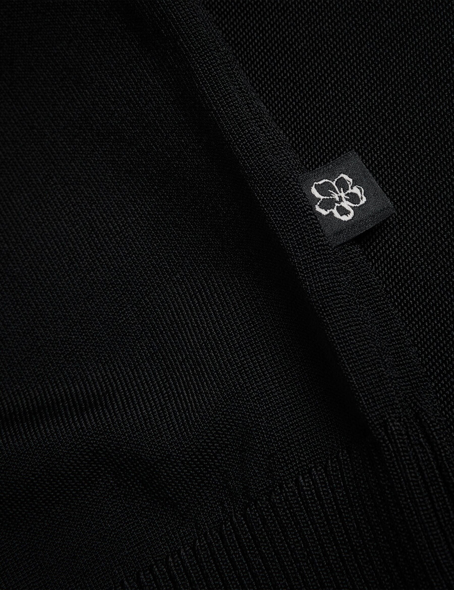 maywo - džemper s okruglim izrezom i sedlastim ramenima