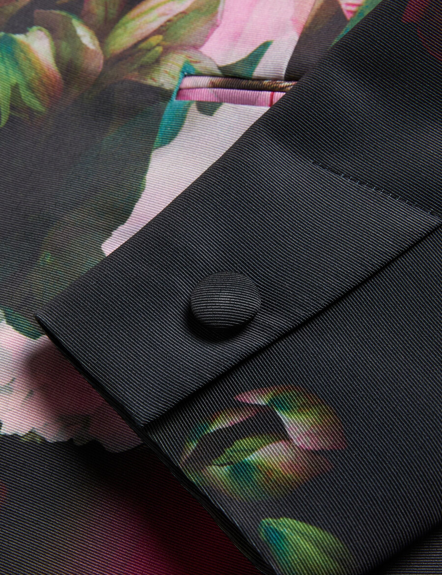 okuni - uska jakna s cvjetnim printom