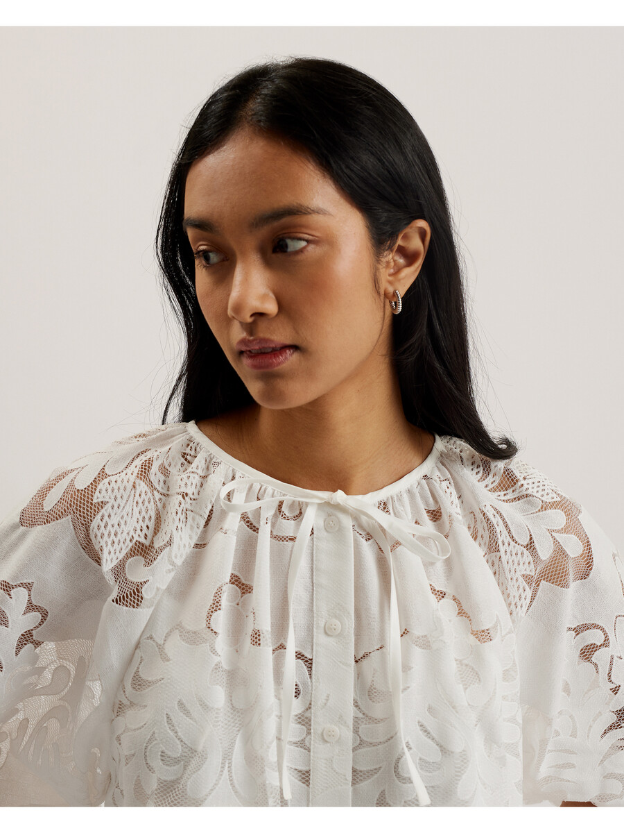 bacina - bluza od čipke s 34 balon rukavima