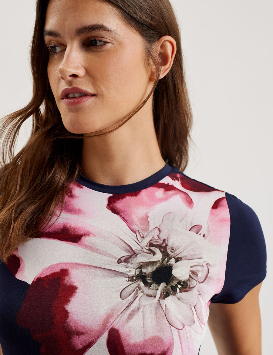 louannn - majica kratkih rukava s okruglim izrezom i printom položaja