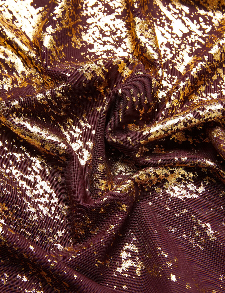 sofiy - mrežasti top s visokim ovratnikom i folijskim printom